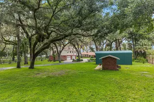 10745 SE Sunset Harbor Rd, Summerfield, FL 34491 - Photo 11