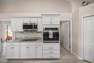 700 E Boston St, Hernando, FL 34442 - Photo 15