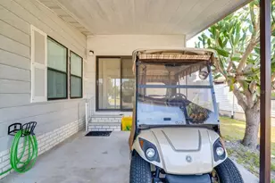 1224 Dustin Dr, Lady Lake, FL 32159 - Photo 3