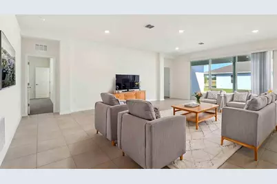 6056 SW 46th Drive, Gainesville, FL 32608 - Photo 3