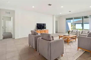 6056 SW 46th Dr, Gainesville, FL 32608 - Photo 3