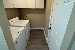 107 6th St NE, Largo, FL 33770 - Photo 5