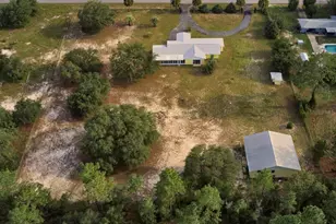 23061 SW Nautilus Blvd, Dunnellon, FL 34431 - Photo 9