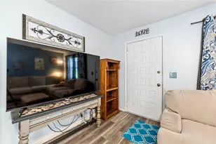 2890 NE 43rd Pl, Ocala, FL 34479 - Photo 9