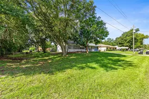 2890 NE 43rd Pl, Ocala, FL 34479 - Photo 5