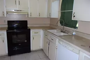 5700 NE 6th Pl, Ocala, FL 34470 - Photo 25