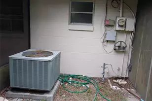 5700 NE 6th Pl, Ocala, FL 34470 - Photo 13