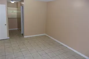 5700 NE 6th Pl, Ocala, FL 34470 - Photo 17