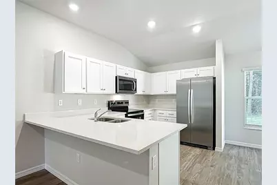 827 Hickory Avenue, Inverness, FL 34452 - Photo 3