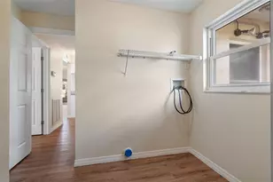 522 SE Paradise Point Rd, Crystal River, FL 34429 - Photo 37