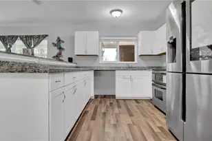 401 S Pine Ave, Inverness, FL 34452 - Photo 11