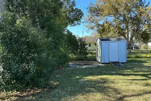 1540 NE 17th Ct, Ocala, FL 34470 - Photo 9