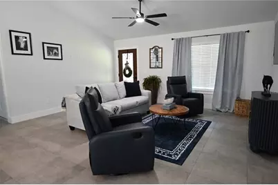 24433 NW Tamarind Lane, Dunnellon, FL 34431 - Photo 9