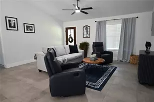 24433 NW Tamarind Ln, Dunnellon, FL 34431 - Photo 9