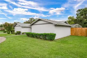 1324 SE 18th Pl, Ocala, FL 34471 - Photo 3