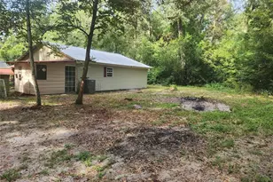 37 NE 676th Ln, Old Town, FL 32680 - Photo 1