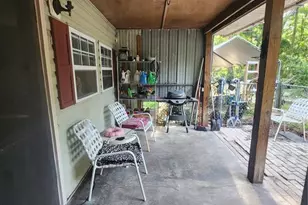 37 NE 676th Ln, Old Town, FL 32680 - Photo 5