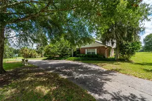 12049 NE 8th Ct, Ocala, FL 34479 - Photo 5