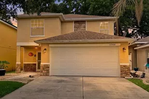 12406 NE 50th View, Oxford, FL 34484 - Photo 1