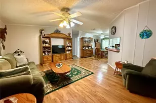 340 Debra St, Inglis, FL 34449 - Photo 9