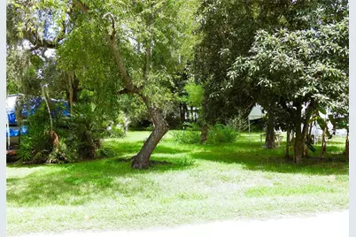 Se 21st Place, Silver Springs, FL 34488 - Photo 1