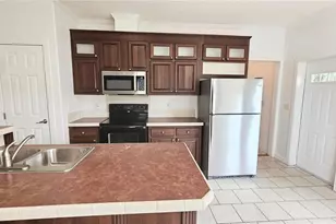 40220 Bowtie Dr, Lady Lake, FL 32159 - Photo 13