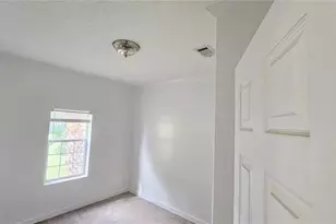 40220 Bowtie Dr, Lady Lake, FL 32159 - Photo 41