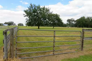 40220 Bowtie Dr, Lady Lake, FL 32159 - Photo 23