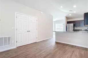 2044 Hilton St, Port Charlotte, FL 33948 - Photo 5