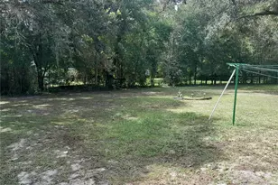 2060 SE 191st Terrace, Morriston, FL 32668 - Photo 9