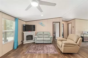 453 Old Hawthorne Rd, Hawthorne, FL 32640 - Photo 11