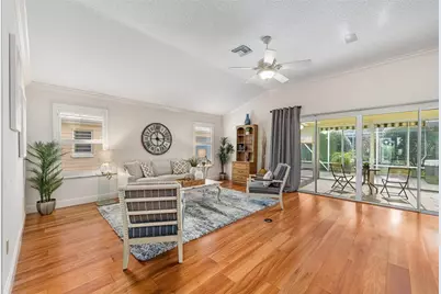 17394 SE 72nd Deer Run Avenue, The Villages, FL 32162 - Photo 9