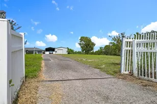 22163 SW Edgewater Blvd, Dunnellon, FL 34431 - Photo 19