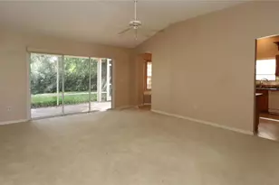 17700 SE 92nd Grantham Terrace, The Villages, FL 32162 - Photo 3