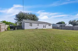 857 Webster Ave NW, Port Charlotte, FL 33948 - Photo 35