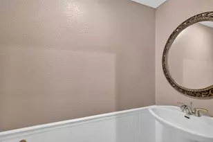 25 Lake Wood Cir, Ocala, FL 34482 - Photo 23