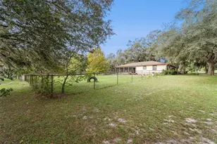 5781 S Crater Lake Cir, Keystone Heights, FL 32656 - Photo 5