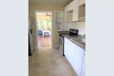 762 60th Avenue NE, Saint Petersburg, FL 33703 - Photo 15