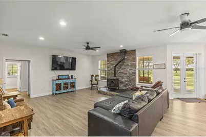 4750 SE 216th Avenue, Morriston, FL 32668 - Photo 7