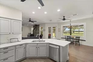 4750 SE 216 Ave, Morriston, FL 32668 - Photo 9