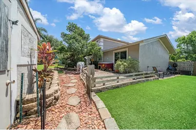 2589 Knoll Street W, Palm Harbor, FL 34683 - Photo 39