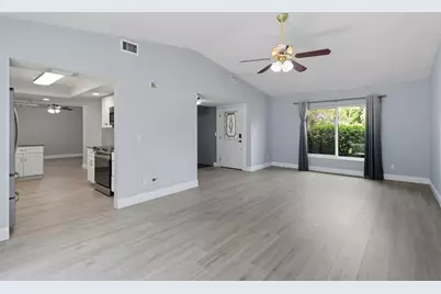 2589 Knoll Street W, Palm Harbor, FL 34683 - Photo 7