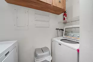 2923 Lichen Ln, Clearwater, FL 33760 - Photo 11