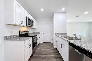 241 Live Oak Blvd, Crescent City, FL 32112 - Photo 7