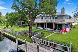 1931 NW 18th St, Crystal River, FL 34428 - Photo 1