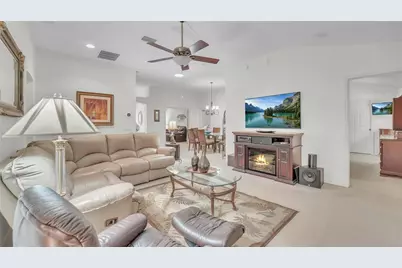 7796 SE 168th Lone Oak Loop, The Villages, FL 32162 - Photo 3