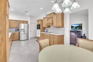 7796 SE 168th Lone Oak Loop, The Villages, FL 32162 - Photo 13