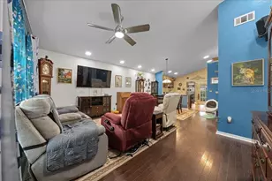 1120 NE 22nd Ct, Gainesville, FL 32641 - Photo 7