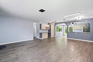 10 S Barbour St, Beverly Hills, FL 34465 - Photo 7