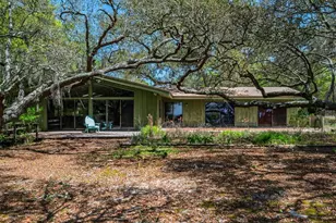17 S Bay Shore Dr, Eastpoint, FL 32328 - Photo 41